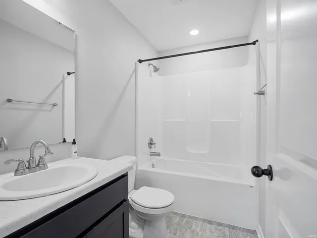 $299,000 | 9704 Chadwick Lane, Fort Wayne, IN 46818