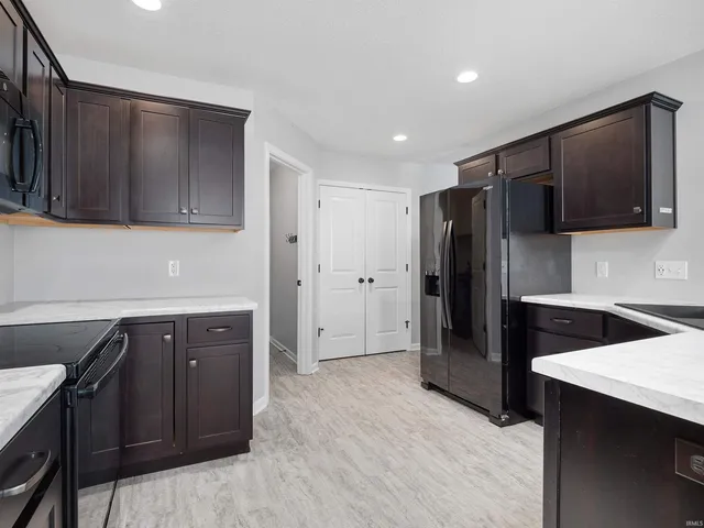 $299,000 | 9704 Chadwick Lane, Fort Wayne, IN 46818