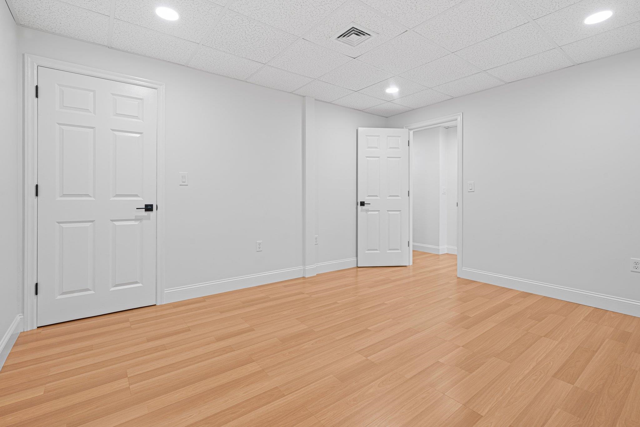 36 Mountain Village Road Salem, NH 03079 - Photo 21 of 35 Gallery Image 21