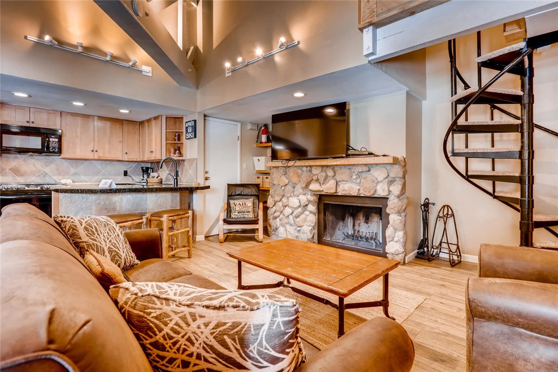 373 Wild Irishman Road, Unit 1085 Keystone, CO 80435 - Photo 3 of 35 Gallery Image 3