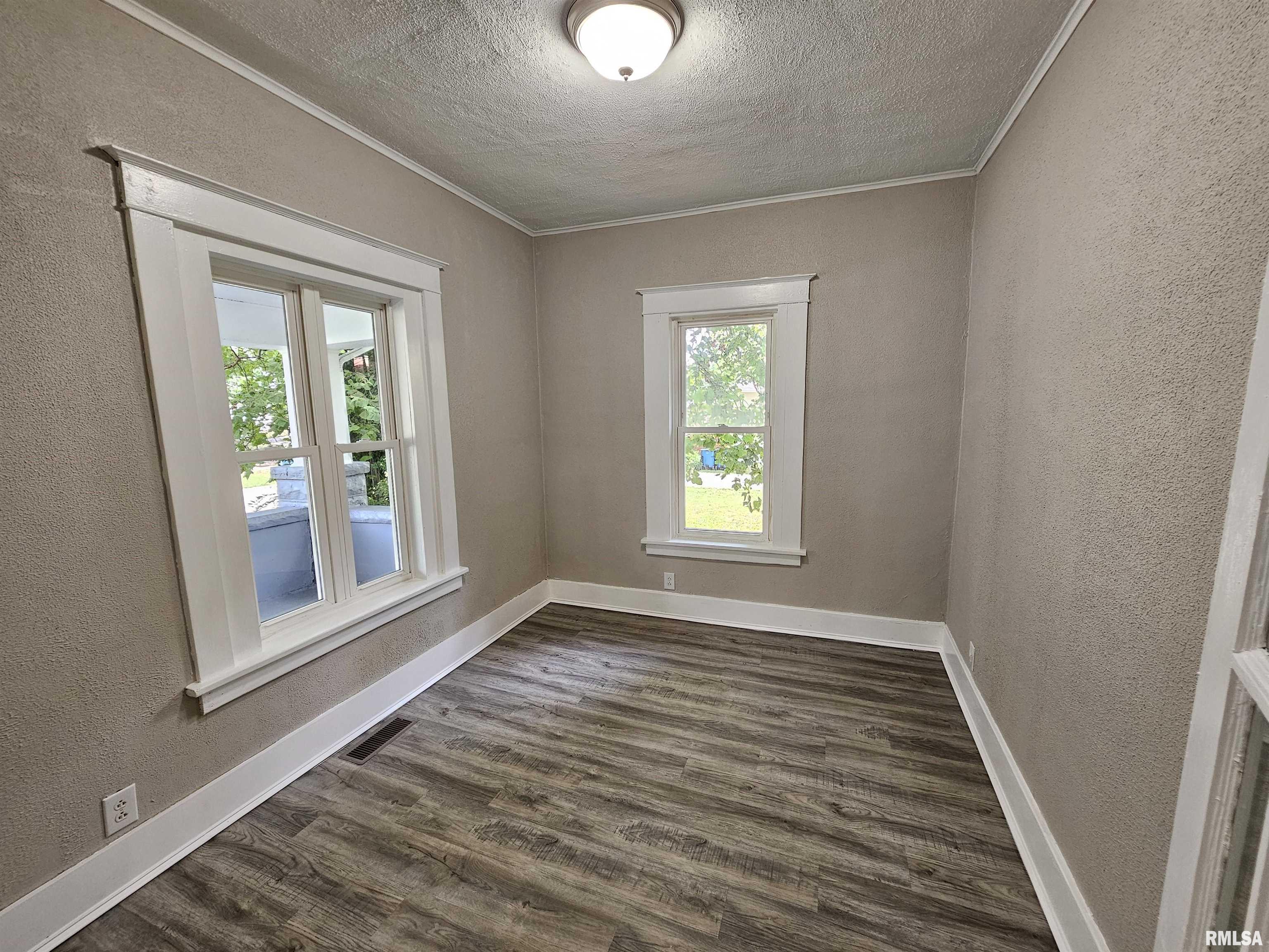 719 Harrison Street Mount Vernon, IL 62864 - Photo 19 of 19 Gallery Image 19