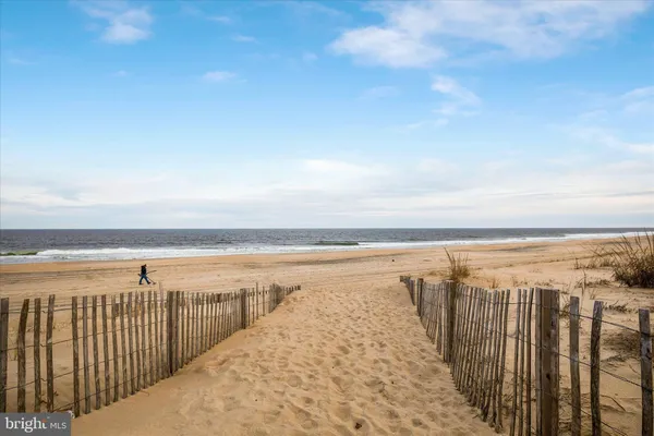 $365,000 | 778 94th Street, Unit 215, Ocean City, MD 21842