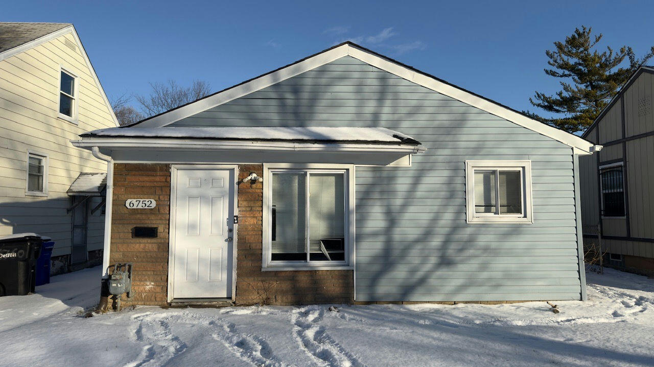 6752 Evergreen Road Detroit, MI 48228 - Photo 1 of 19 Front view