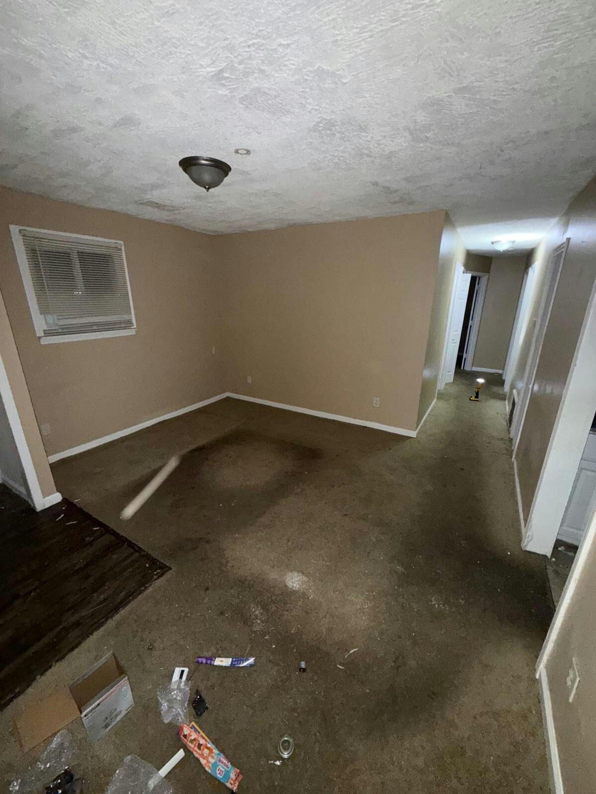 6752 Evergreen Road Detroit, MI 48228 - Photo 6 of 19 xMzf_uKoWD4lIP3Kv0Gs6qJX_O3I4geAeti9BofU