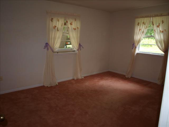 3830 Knepper Road Lambertville, MI 48144 - Photo 11 of 17 Bedroom #3