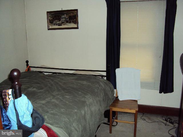 234 Wanda Road Pasadena, MD 21122 - Photo 2 of 9 Bedroom