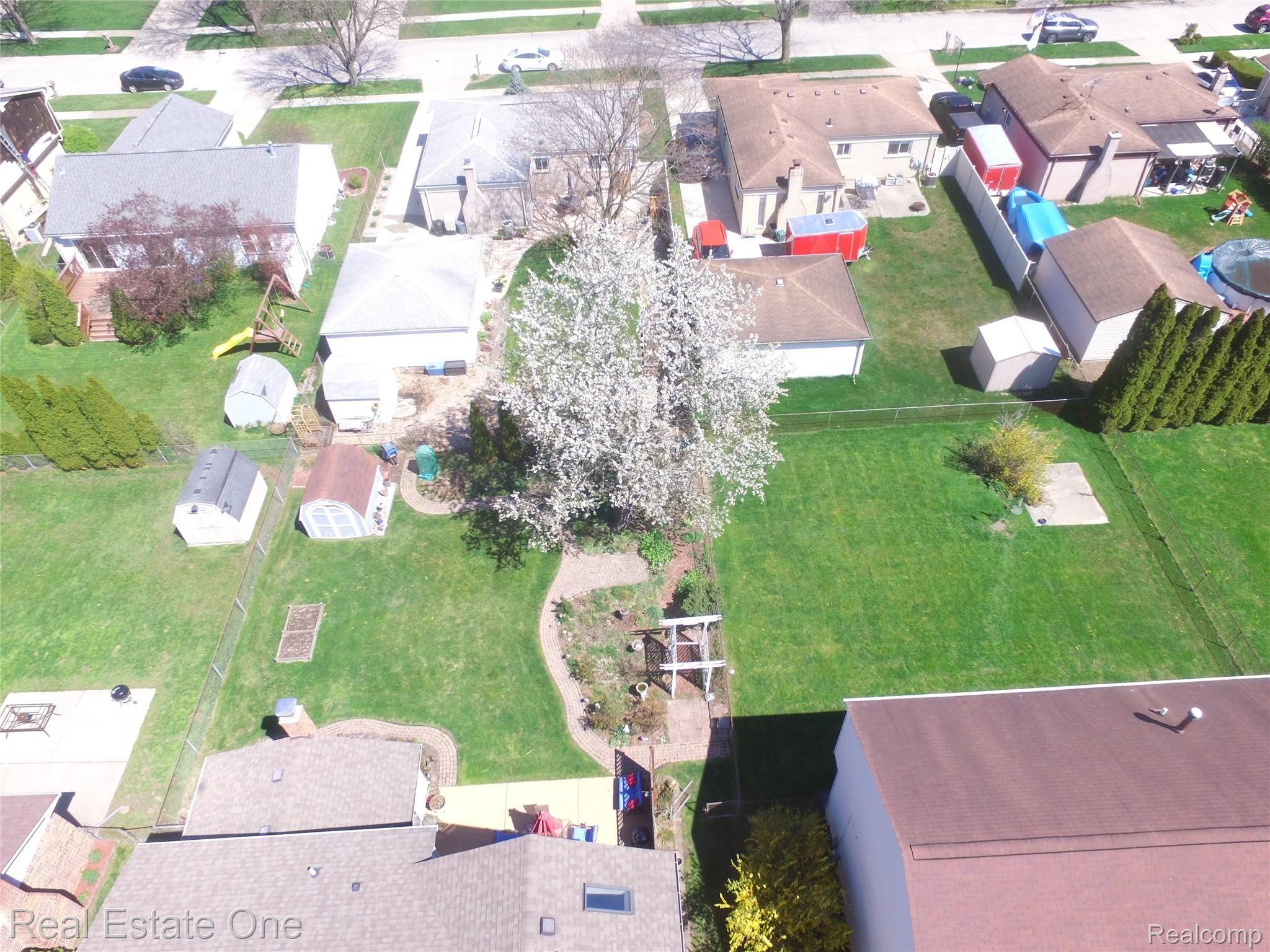 39822 Cheviot Road Canton, MI 48188 - Photo 72 of 76 DJI_0951.JPG