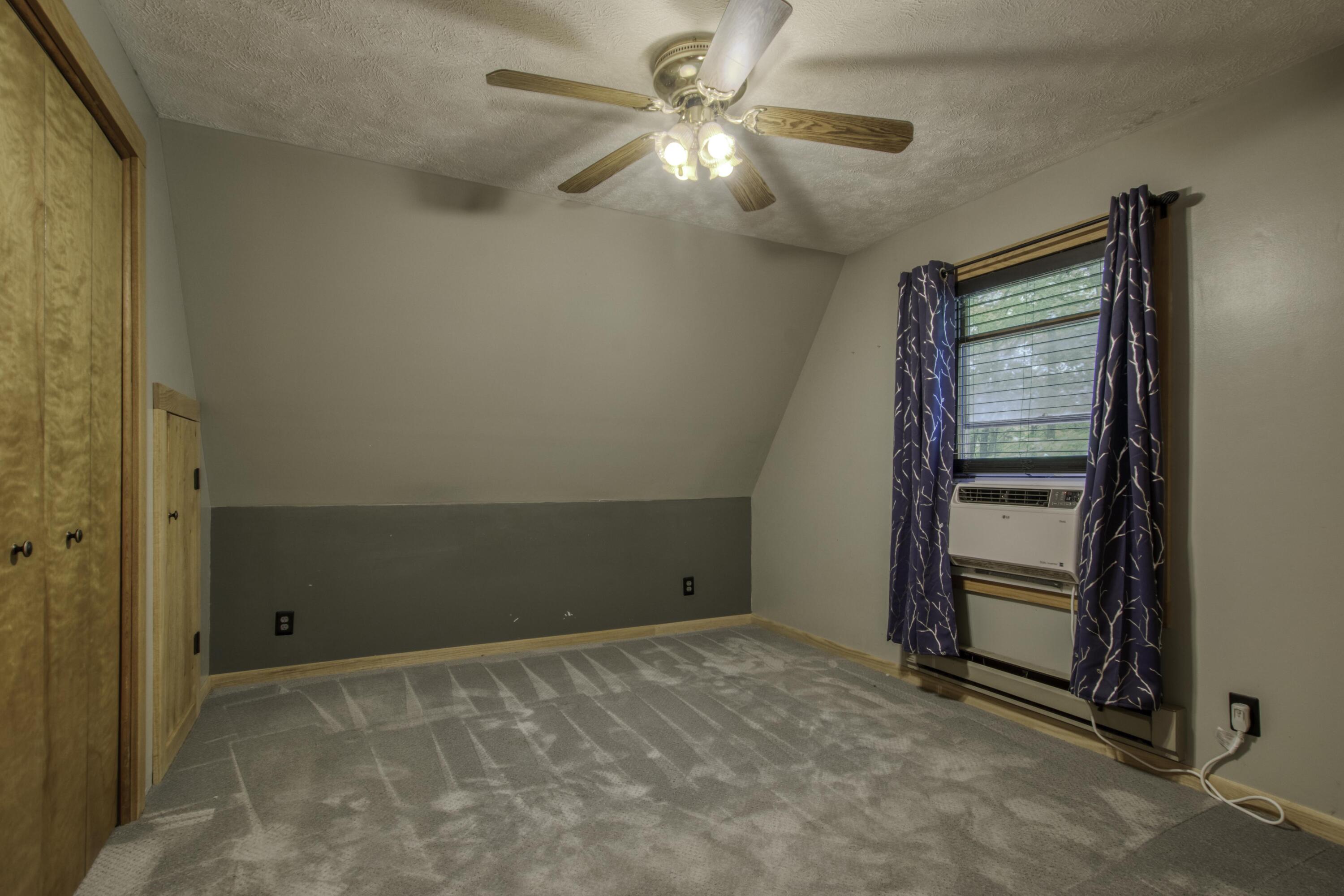 11992 Keiber Road Greenville, MI 48838 - Photo 20 of 48 Upper Floor Primary Bedroom