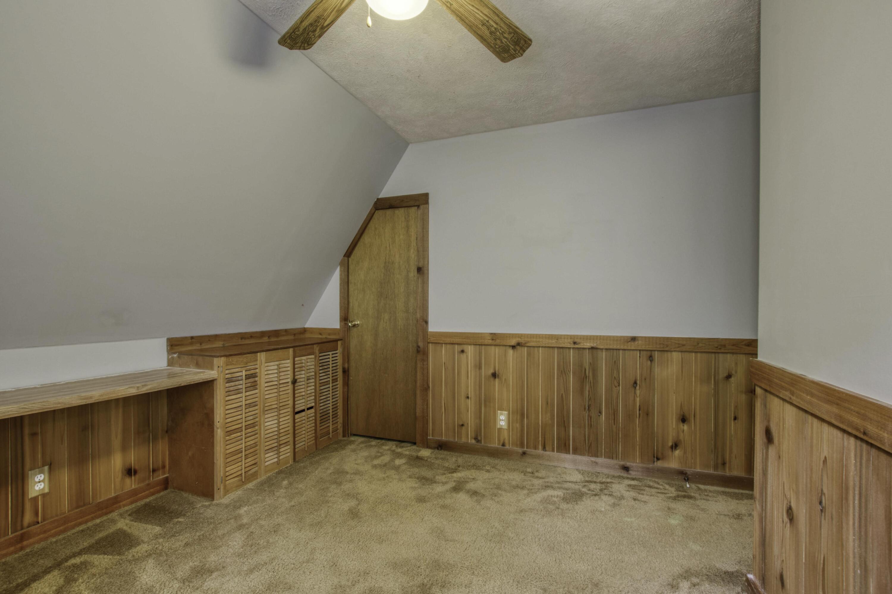 11992 Keiber Road Greenville, MI 48838 - Photo 24 of 48 Upper Floor 2nd Bedroom