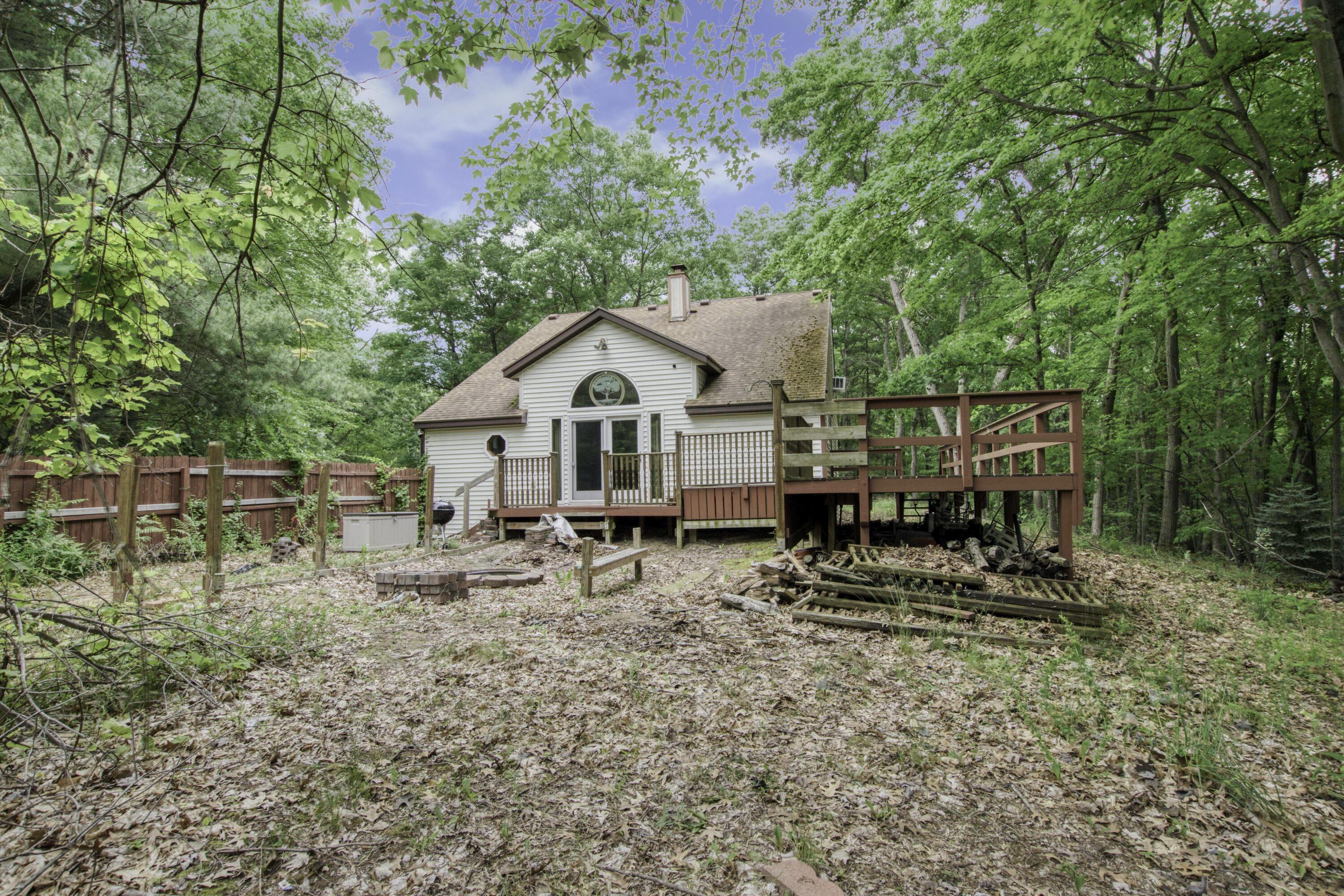 11992 Keiber Road Greenville, MI 48838 - Photo 32 of 48 Exterior Rear View