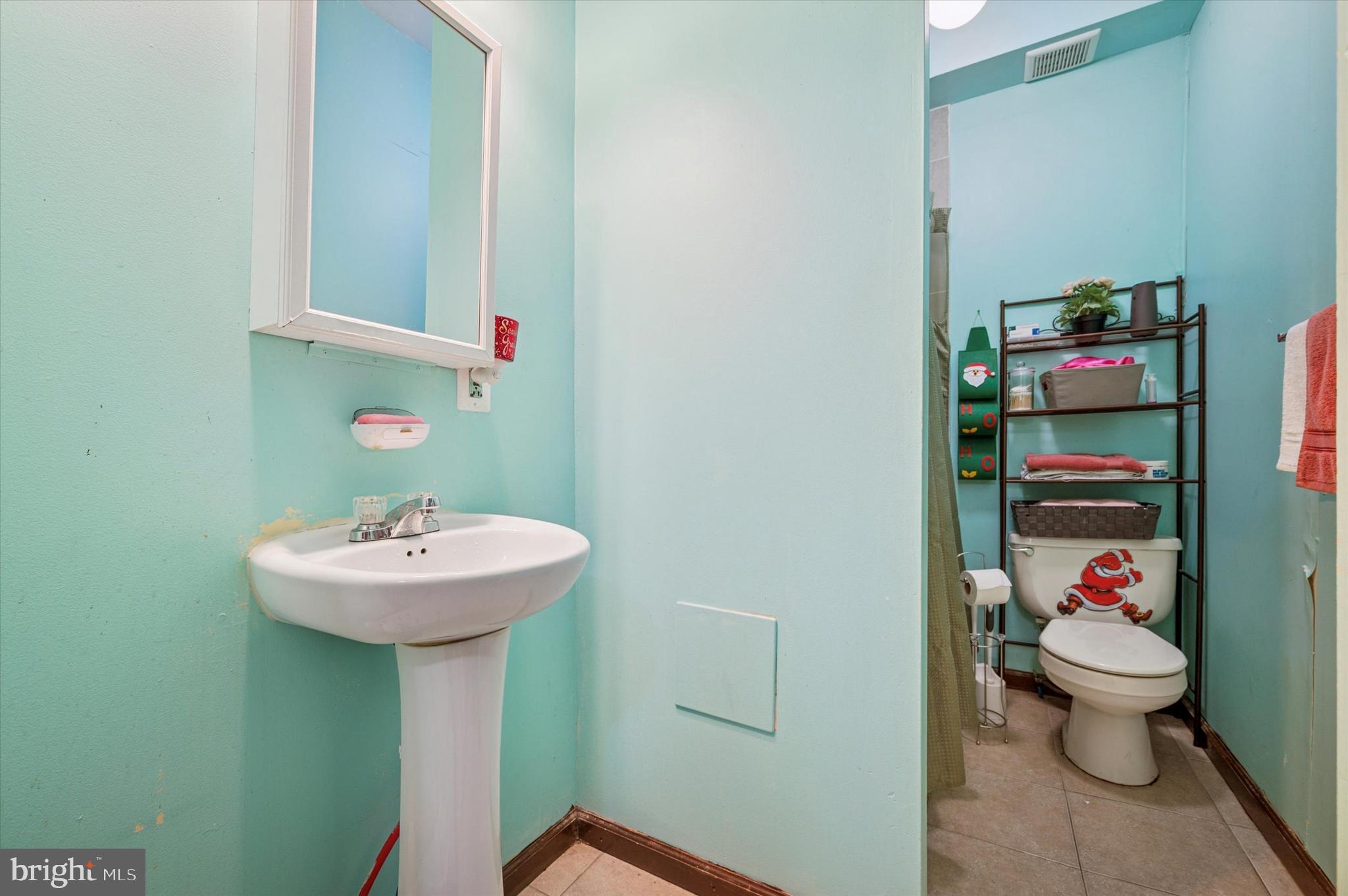 2241 North 8th Street Philadelphia, PA 19133 - Photo 22 of 24