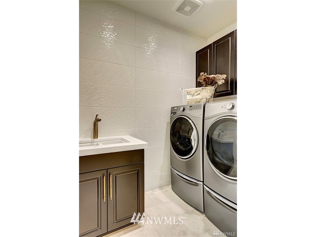 801 224th Avenue Northeast, Unit 2 Sammamish, WA 98074 - Photo 10 of 10