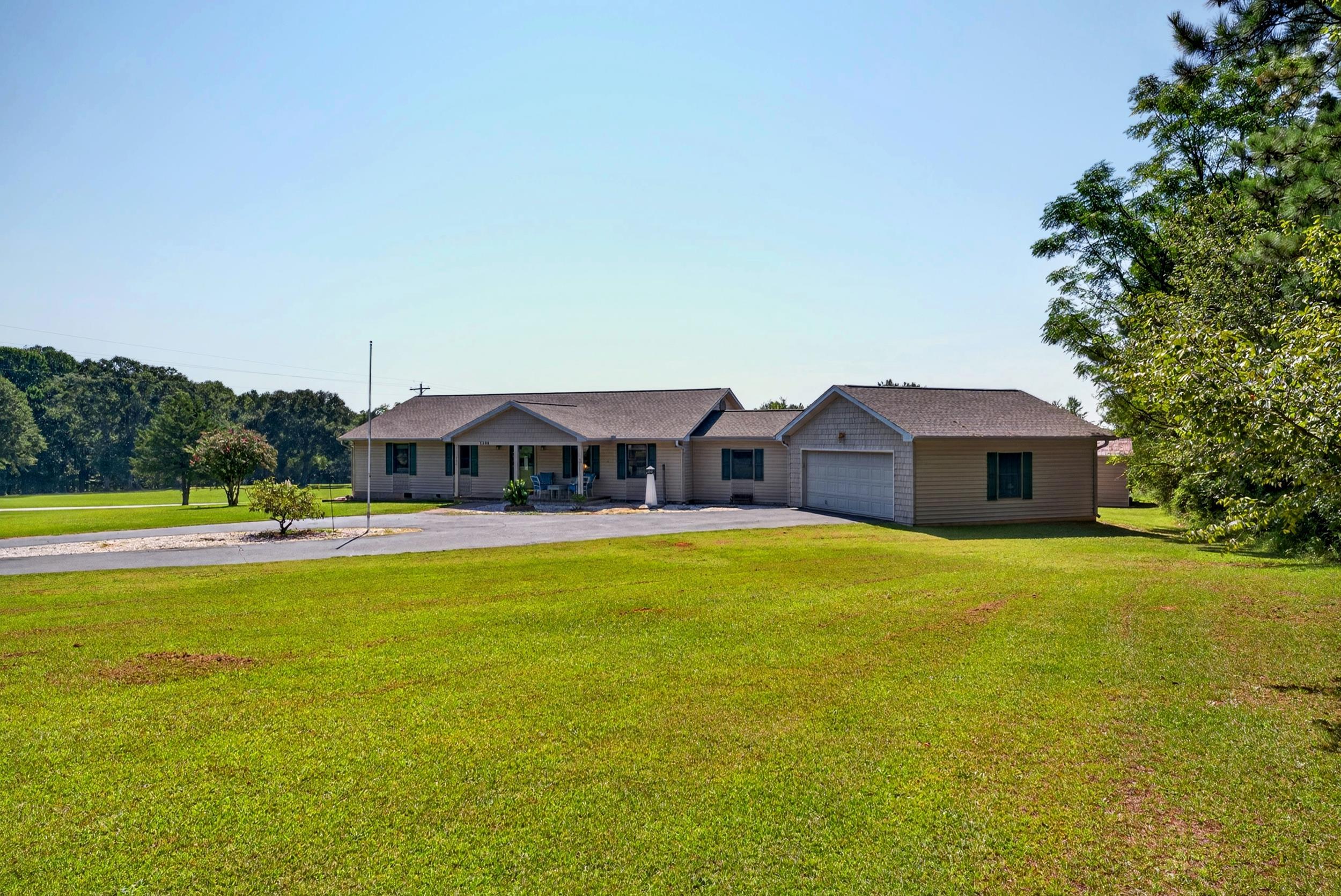 1380 Foster Road Inman, SC 29349 - Photo 6 of 40 Gallery Image 6