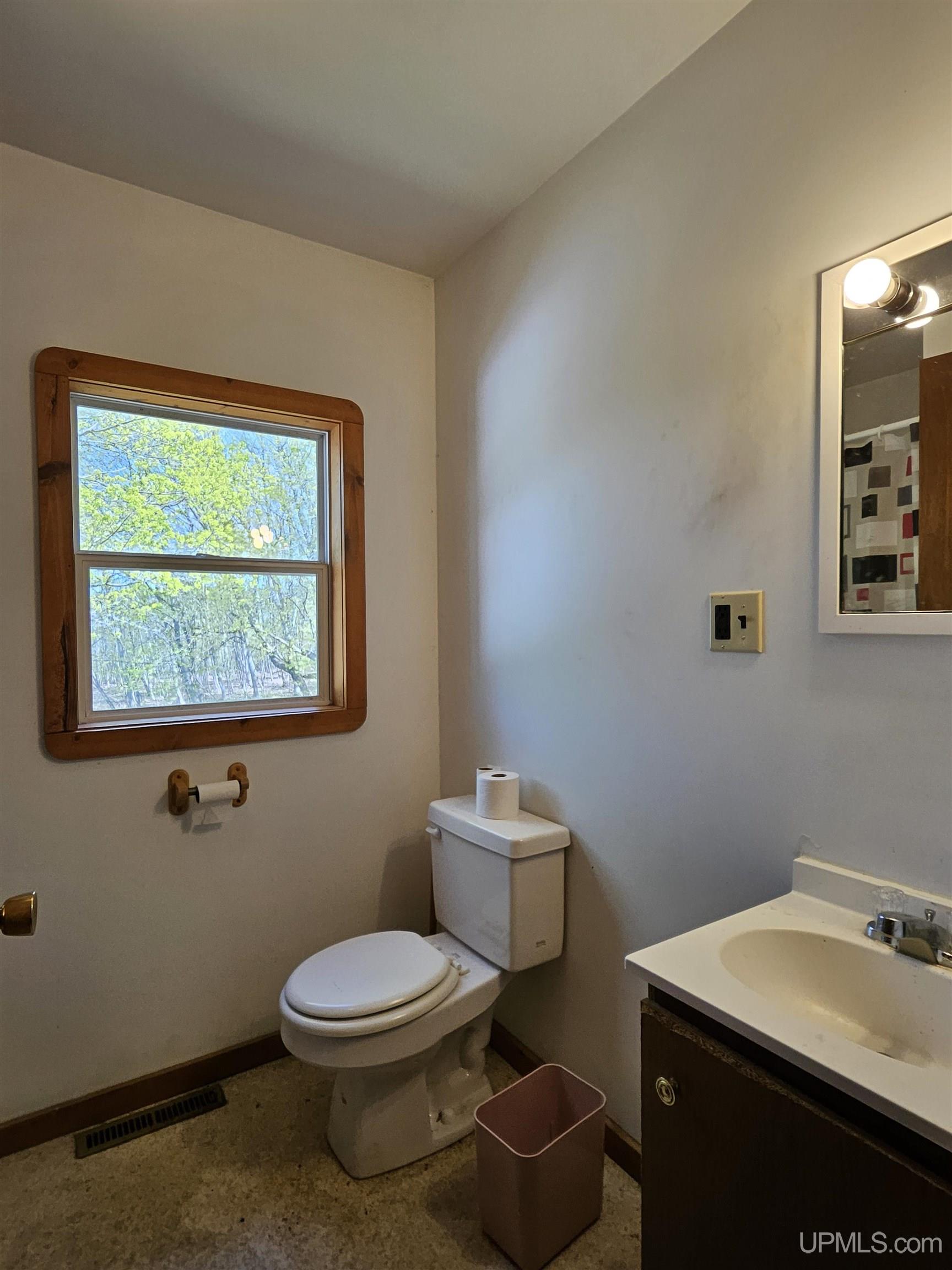 27017 Number 4 Road Calumet, MI 49913 - Photo 14 of 18