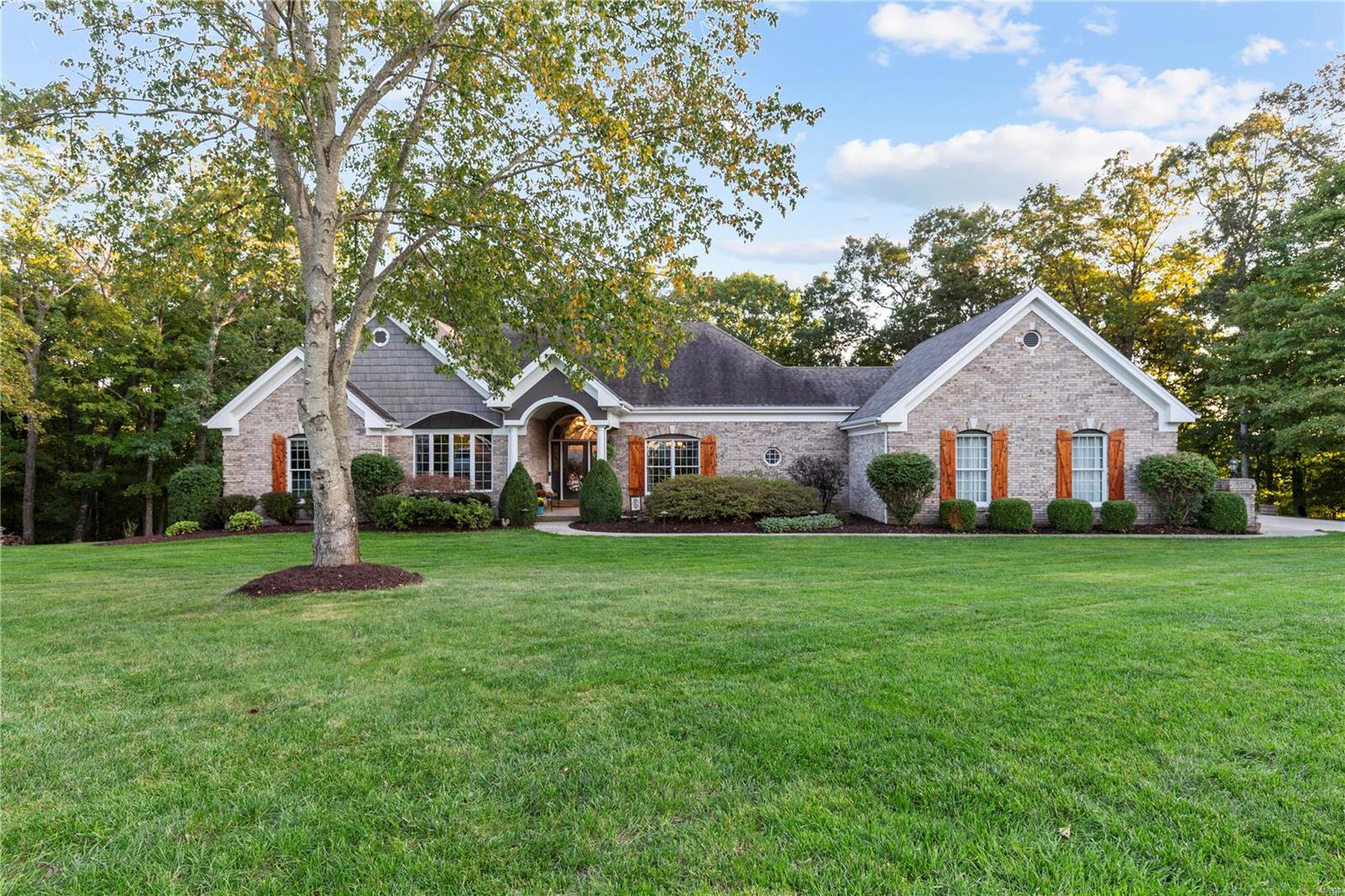 3809 Rooster Ridge Lane Defiance, MO 63341 - Photo 3 of 47 Gallery Image 3