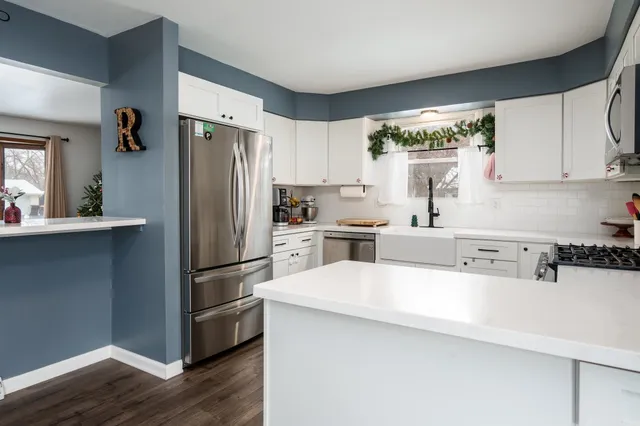 $230,000 | 1517 Minns Drive, Machesney Park, IL 61115