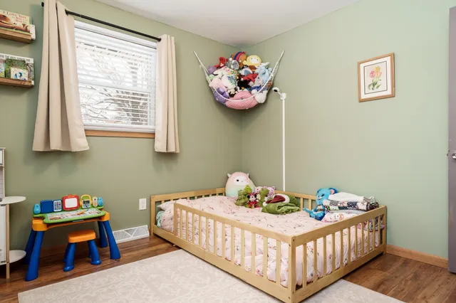 $230,000 | 1517 Minns Drive, Machesney Park, IL 61115