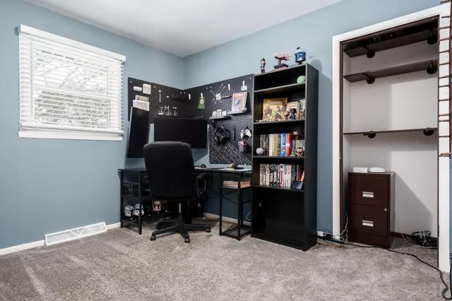 $230,000 | 1517 Minns Drive, Machesney Park, IL 61115