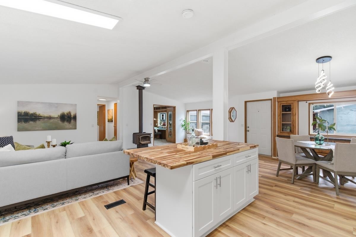 3419 East Garrison Lane Mead, WA 99021 - Photo 11 of 26