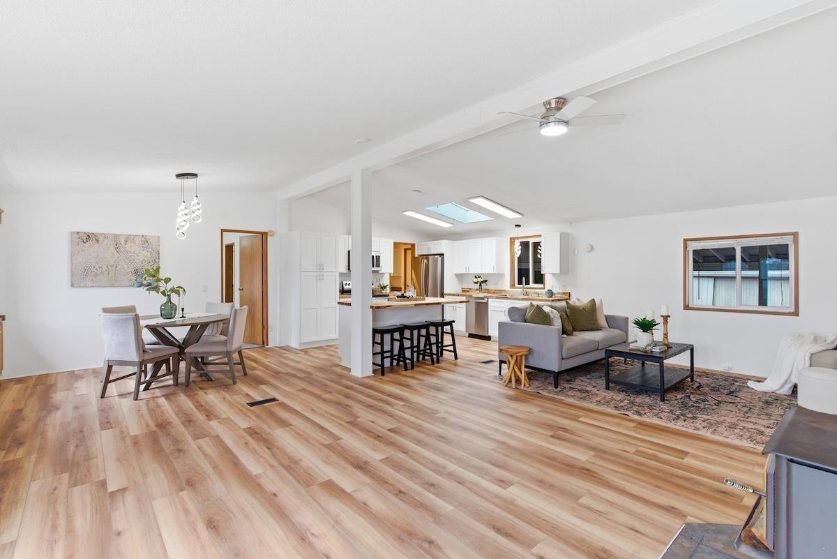 3419 East Garrison Lane Mead, WA 99021 - Photo 4 of 26