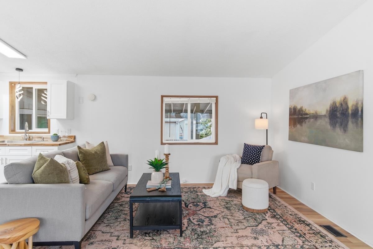 3419 East Garrison Lane Mead, WA 99021 - Photo 6 of 26