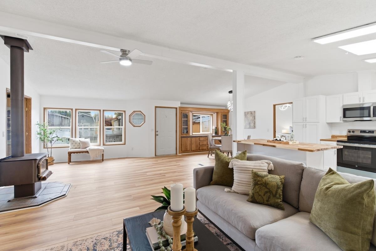 3419 East Garrison Lane Mead, WA 99021 - Photo 7 of 26