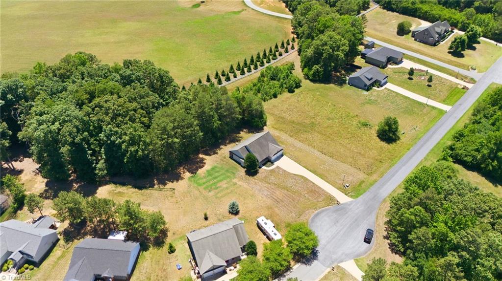 2100 Waterford Pointe Road Lexington, NC 27292 - Photo 8 of 31