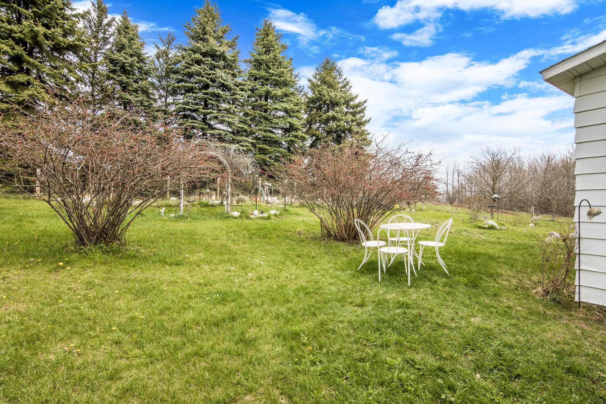 2500 North Mork Road Suttons Bay, MI 49682 - Photo 6 of 73