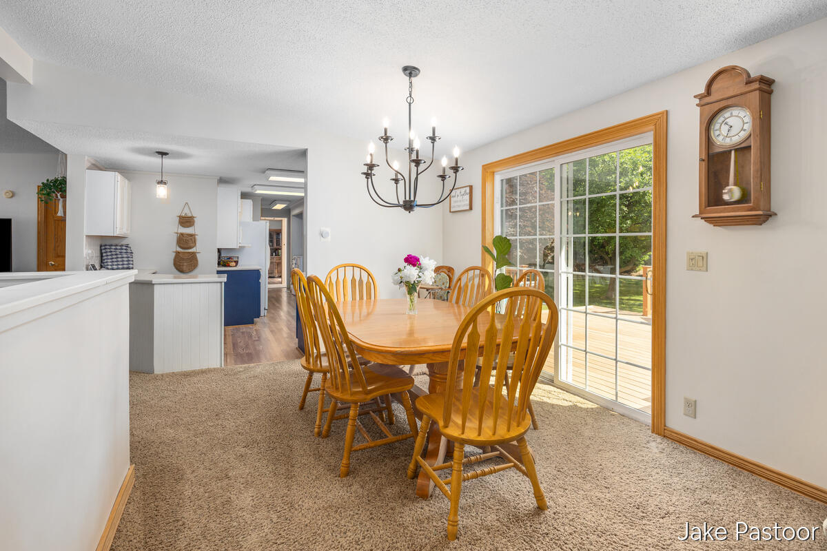 9951 10 Mile Road Northeast Rockford, MI 49341 - Photo 6 of 43