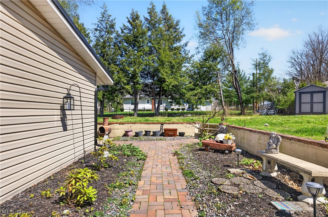 7439 Rockingham Road Mentor, OH 44060 - Photo 17 of 45
