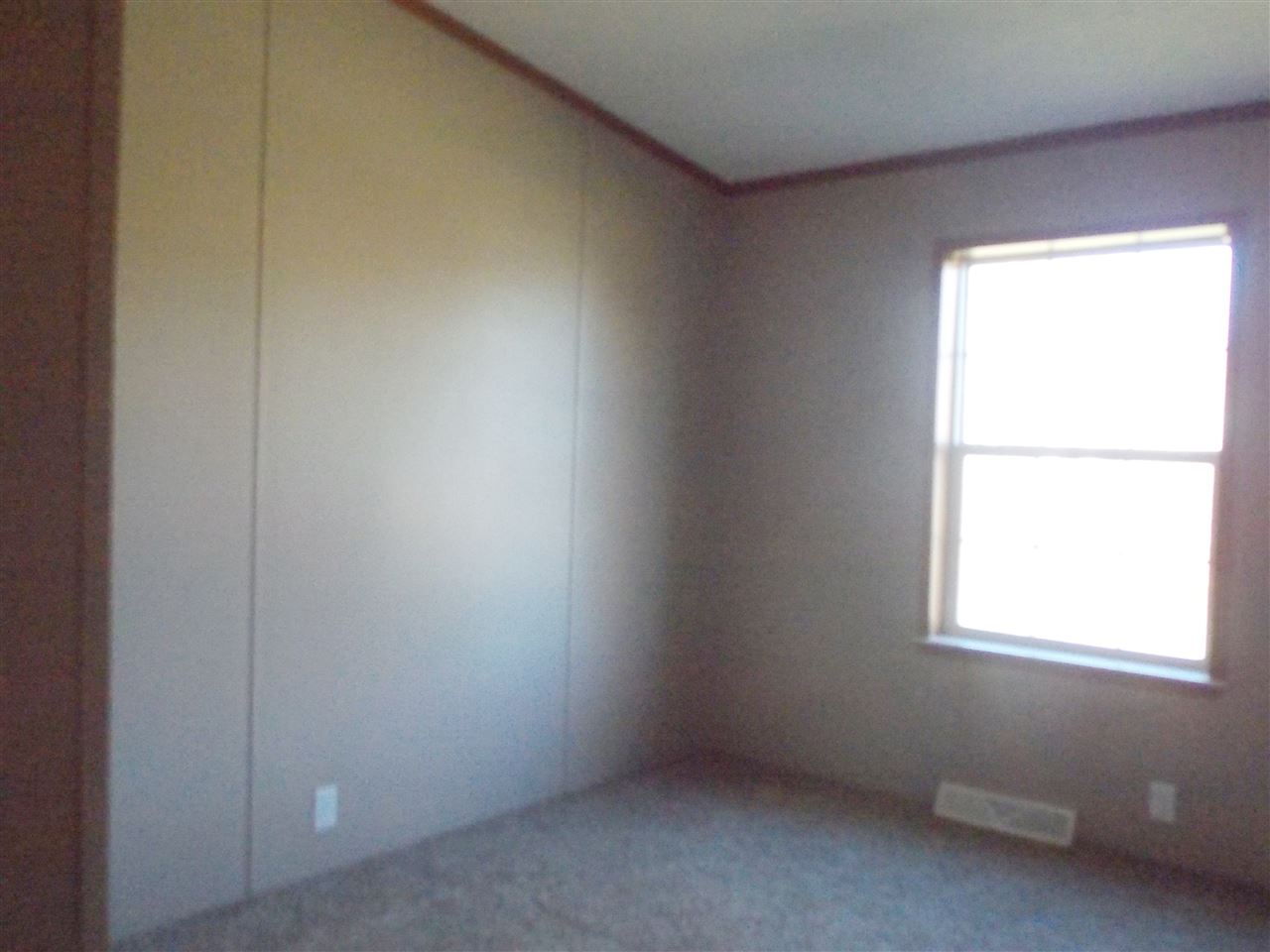 1081 Coxton Road Bedford, IN 47421 - Photo 18 of 25 Gallery Image 18