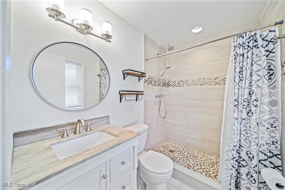 6354 Fairhaven Road Cleveland, OH 44124 - Photo 25 of 34