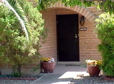 4454 East Fort Lowell Road Tucson, AZ 85712 - Photo 2 of 7