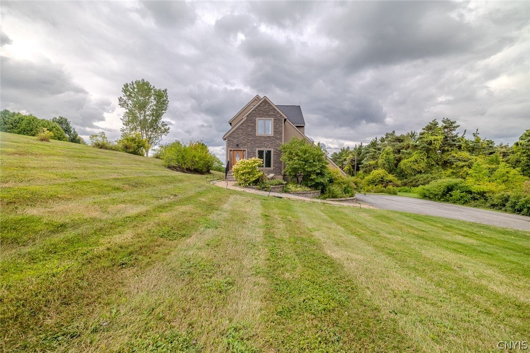 6989 Harp Road Canastota, NY 13032 - Photo 1 of 44 Gallery Image 1