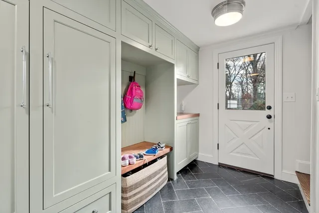 $2,995,000 | 30 Highland Lane, Milton, MA 02186