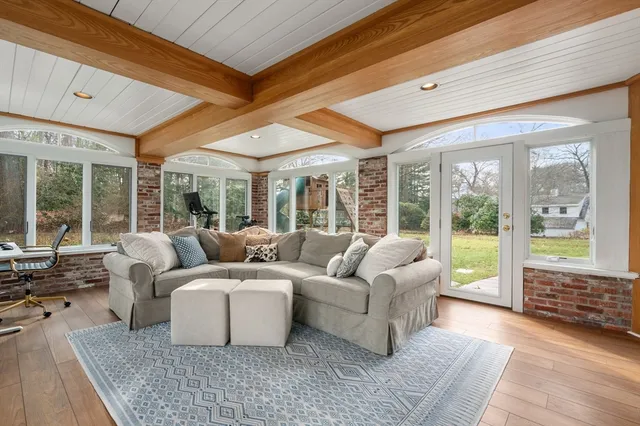 $2,995,000 | 30 Highland Lane, Milton, MA 02186