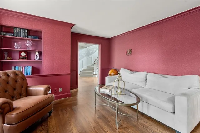 $2,995,000 | 30 Highland Lane, Milton, MA 02186