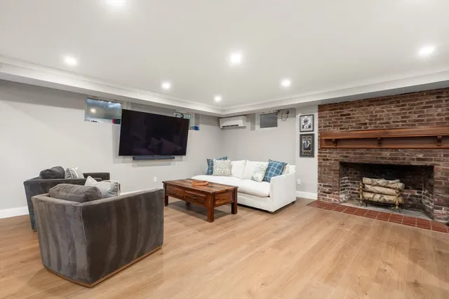 $2,995,000 | 30 Highland Lane, Milton, MA 02186