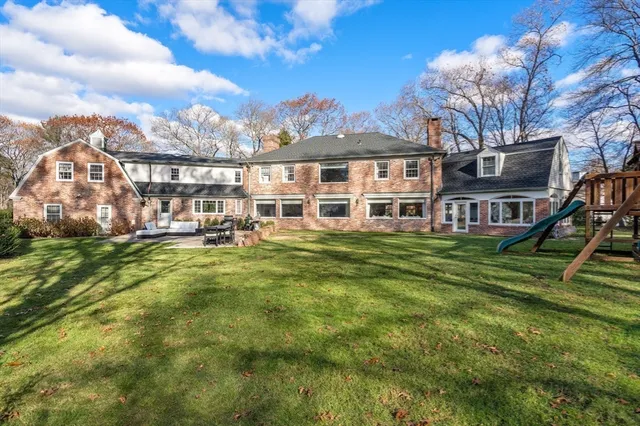 $2,995,000 | 30 Highland Lane, Milton, MA 02186