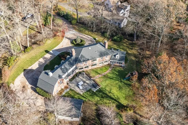 $2,995,000 | 30 Highland Lane, Milton, MA 02186