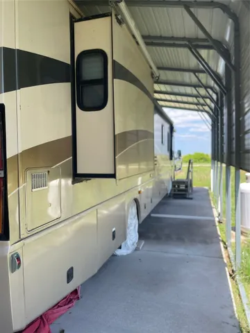 $109,900 | 576 Ladyfish Road, Palacios, TX 77465