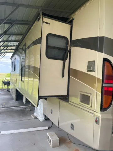 $109,900 | 576 Ladyfish Road, Palacios, TX 77465