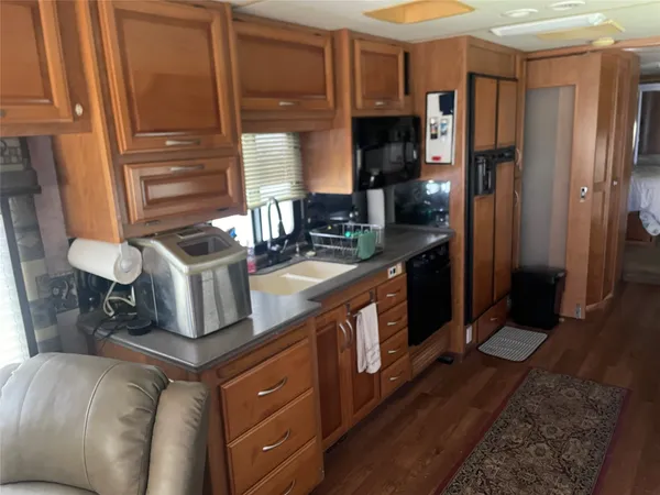 $109,900 | 576 Ladyfish Road, Palacios, TX 77465