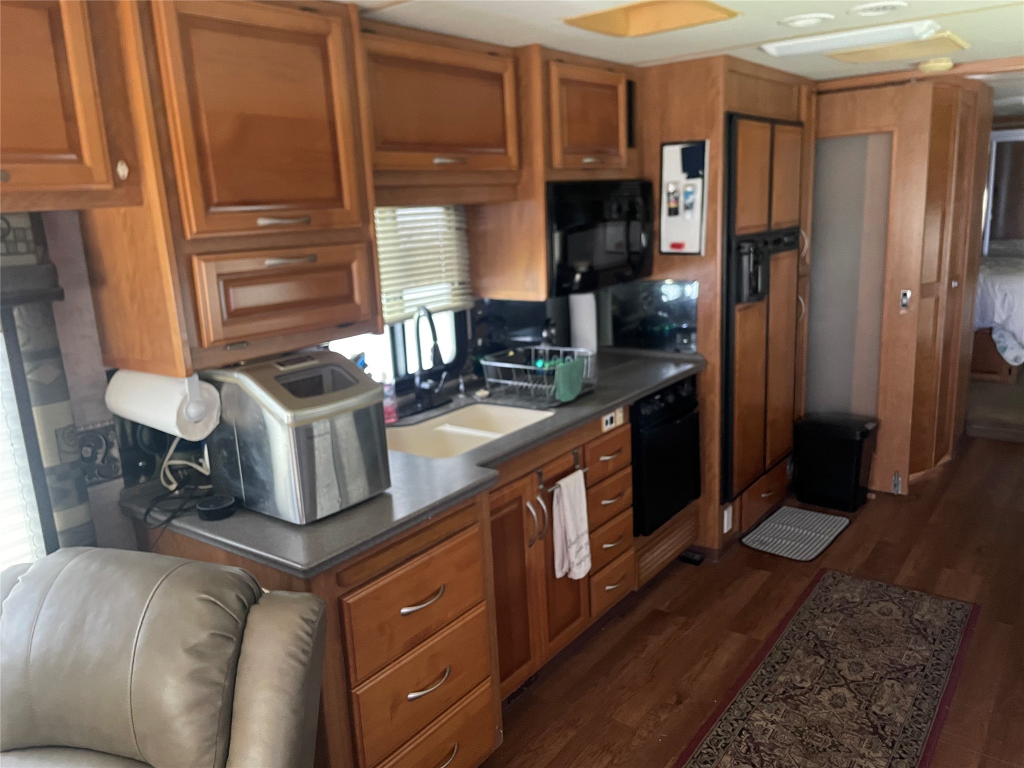 576 Ladyfish Road Palacios, TX 77465 - Photo 3 of 29