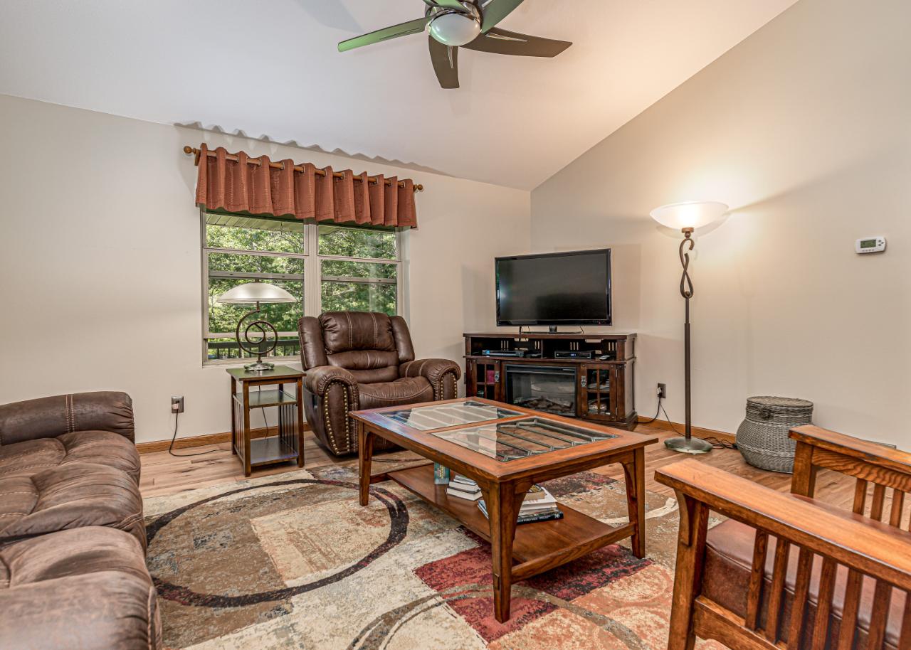 9992 Ridgewood Drive Minocqua, WI 54548 - Photo 14 of 31 Gallery Image 14