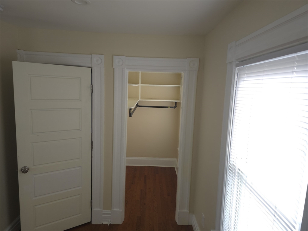 531 Berkshire Avenue, Unit 2 Springfield, MA 01109 - Photo 8 of 9