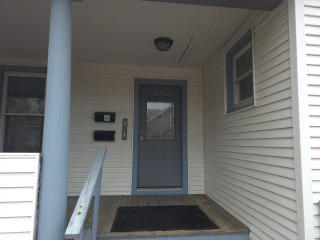 $1,950 | 531 Berkshire Avenue, Unit 2, Springfield, MA 01109