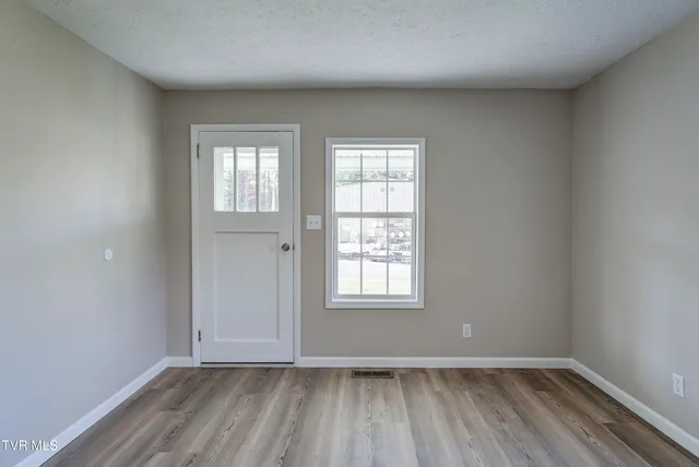 $224,900 | 129 Deck Valley Road, Bristol, TN 37620