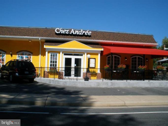 9 East Glebe Road, Unit 49B Alexandria, VA 22305 - Photo 8 of 15 Chez Andree across street.