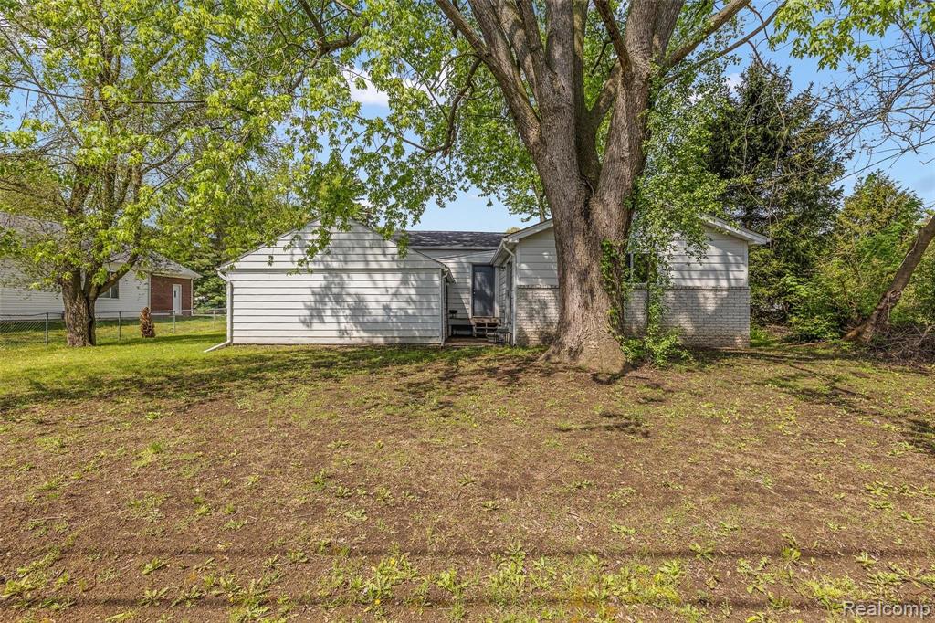 3327 Hessel Avenue Rochester Hills, MI 48307 - Photo 36 of 36
